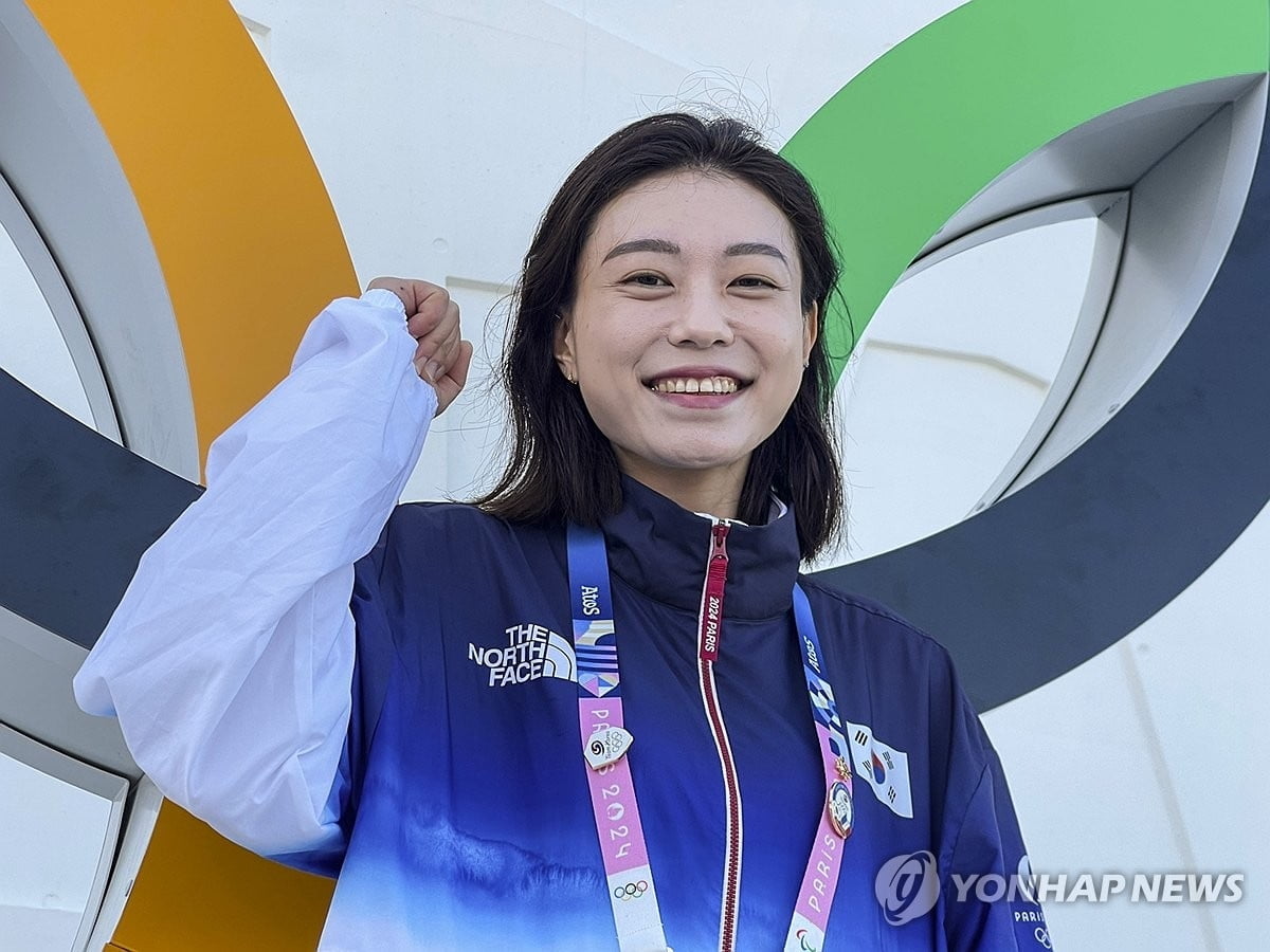 扎卡谈客场1-1战平拜仁：我们保持阵型紧凑，防守做得还不错