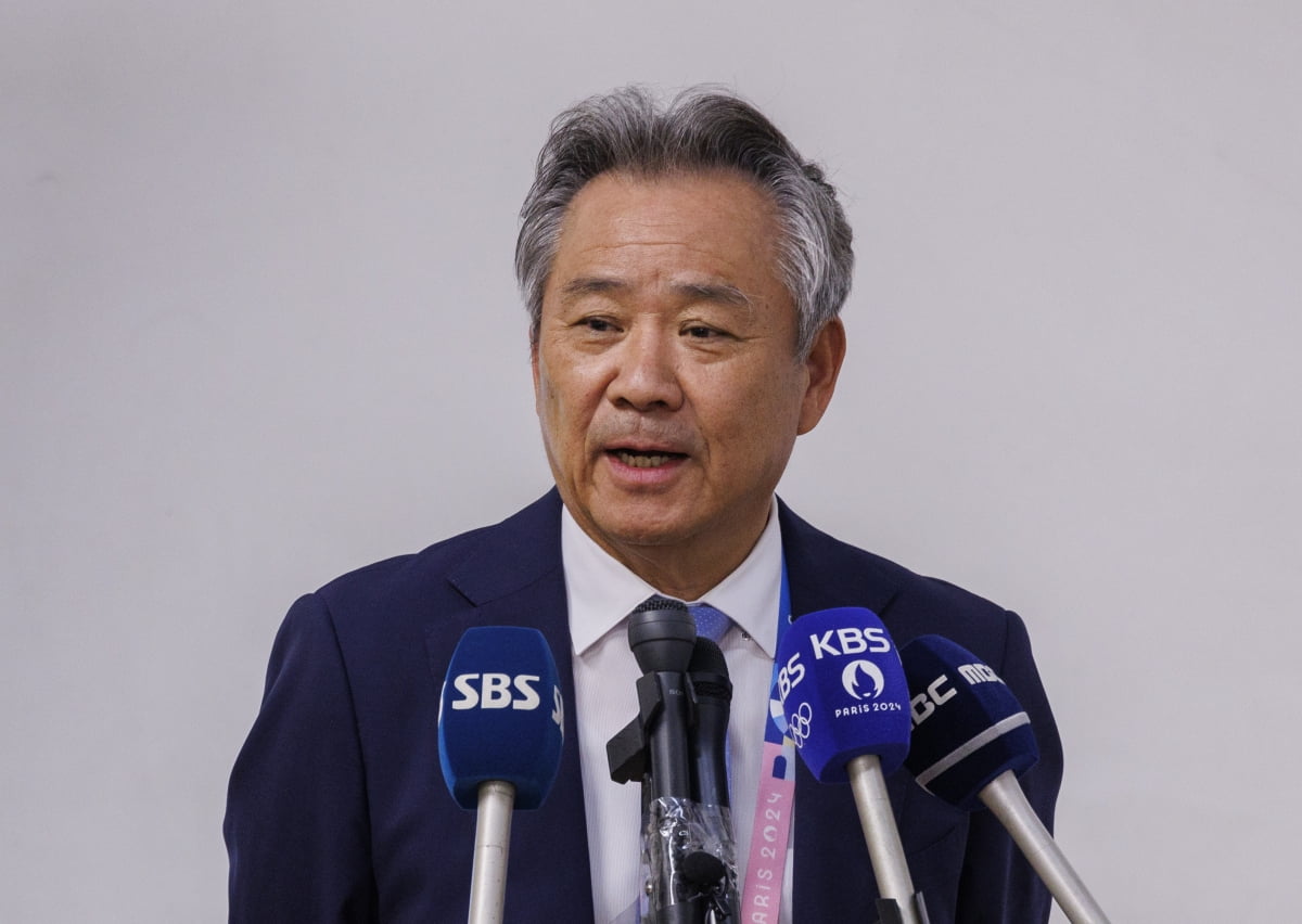 记者：威尼斯永久签下切尔西小将斯特奇的协议很快达成