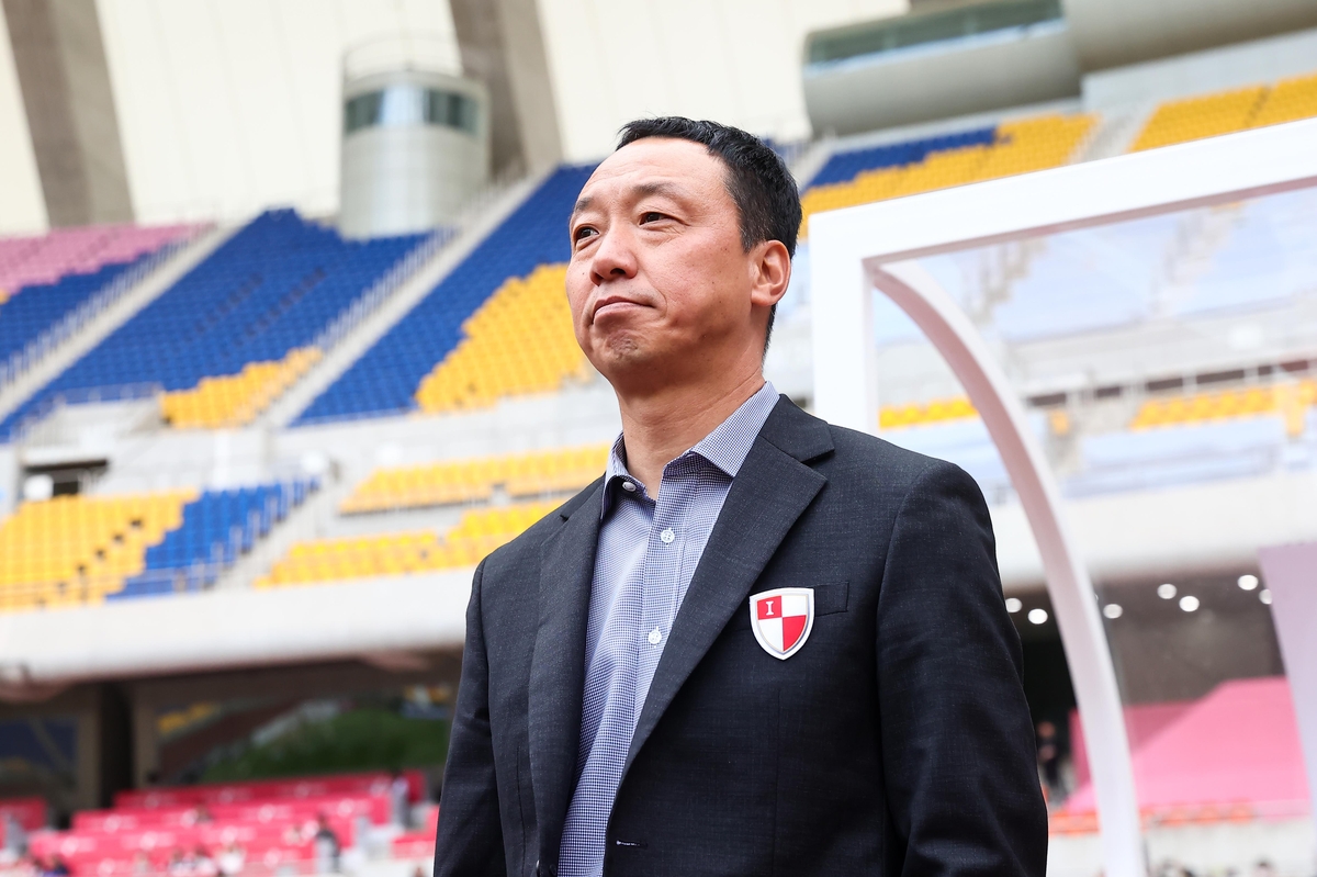 维拉惨败夜最受伤的竟然是阿根廷队 主力中后卫受伤 大马丁状态堪忧
