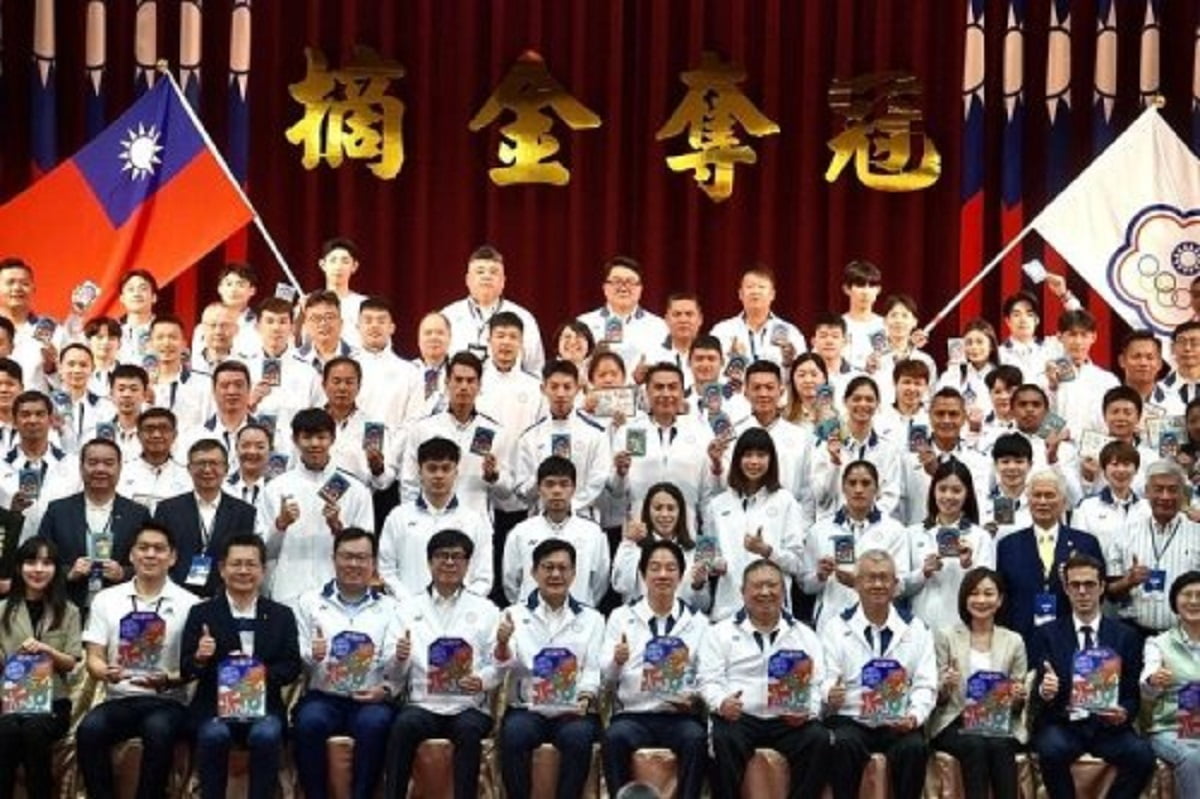 英媒：曼联担心芒特会缺席数月，可能在3月份之前都无法回归