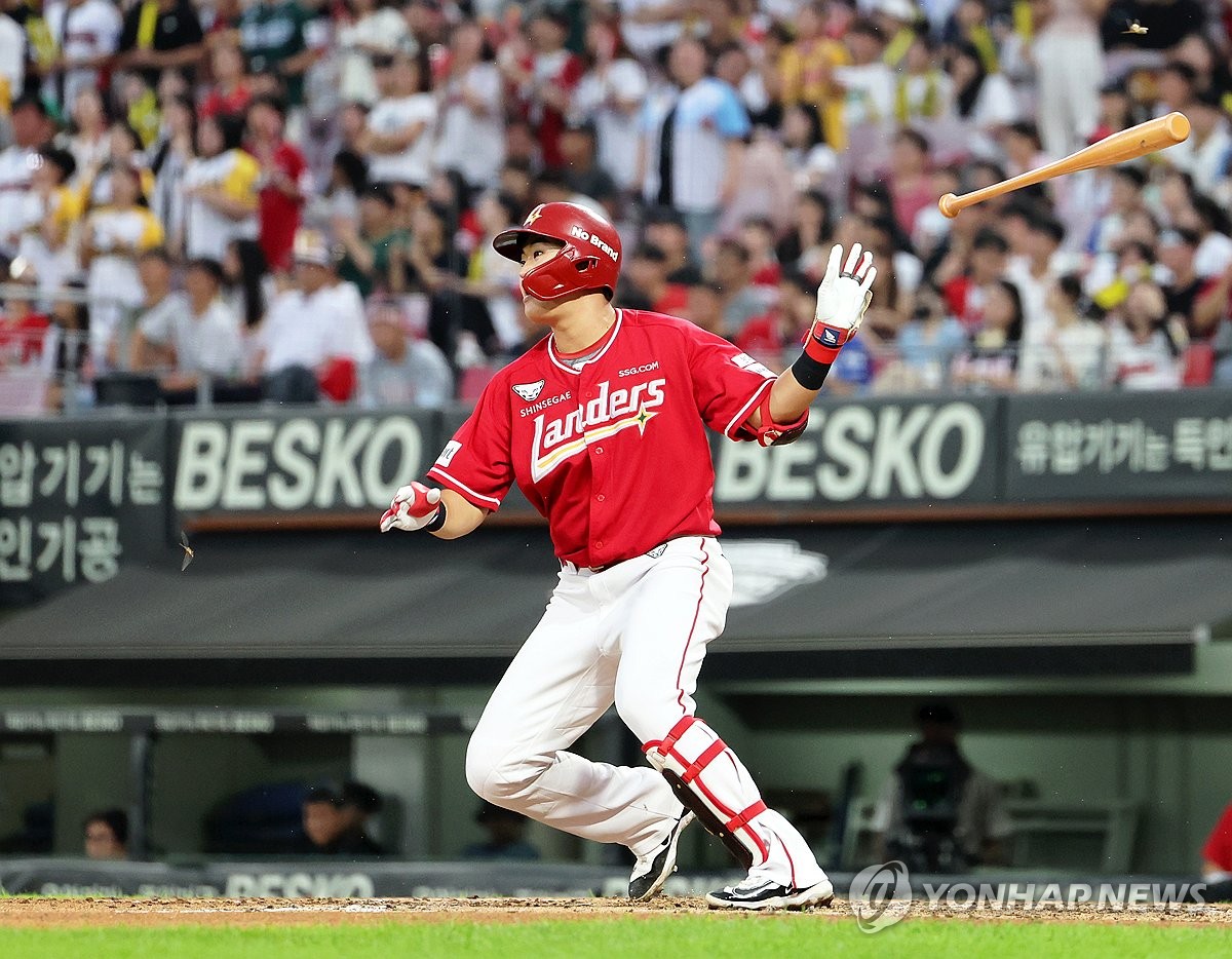 维尼修斯欧冠生涯已打入25球，成皇马队史第七人