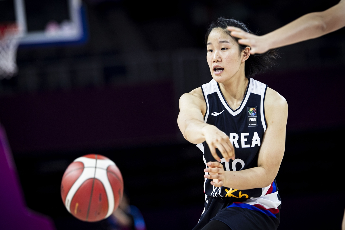 天差地别！约基奇贡献21分14篮板9助攻 穆雷6中1得2分