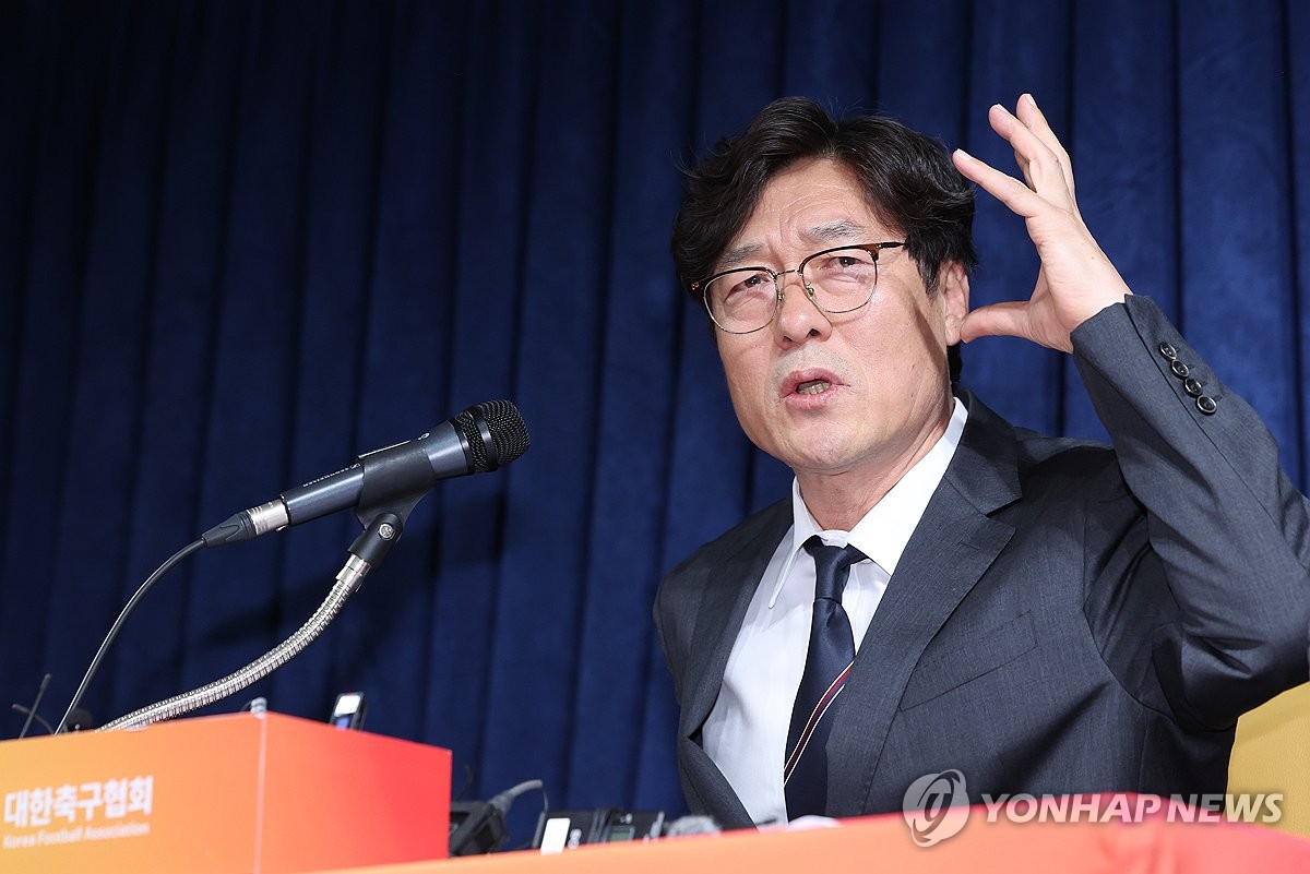 球迷质疑新版欧冠抽签：全程使用电脑决定 如何确定没有暗箱操作？