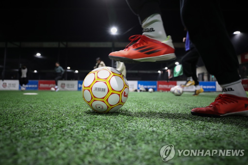 带球进场！洛佩斯推射轻松破门 横滨水手1-0东京