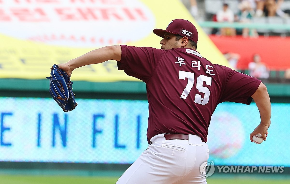 CBA季前赛战报：沙约克空砍33分5篮板 纽曼砍下32分 吉林加时以111-109辽宁
